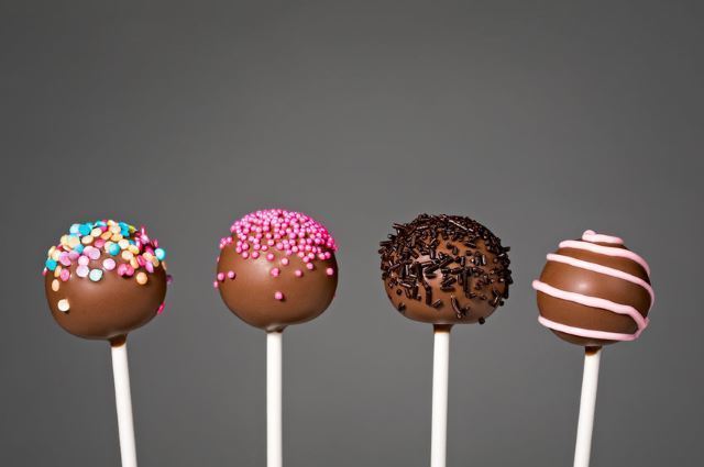 4 cake pops in a row.