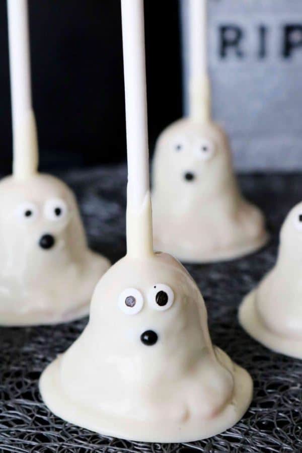 Ghost cake pops.