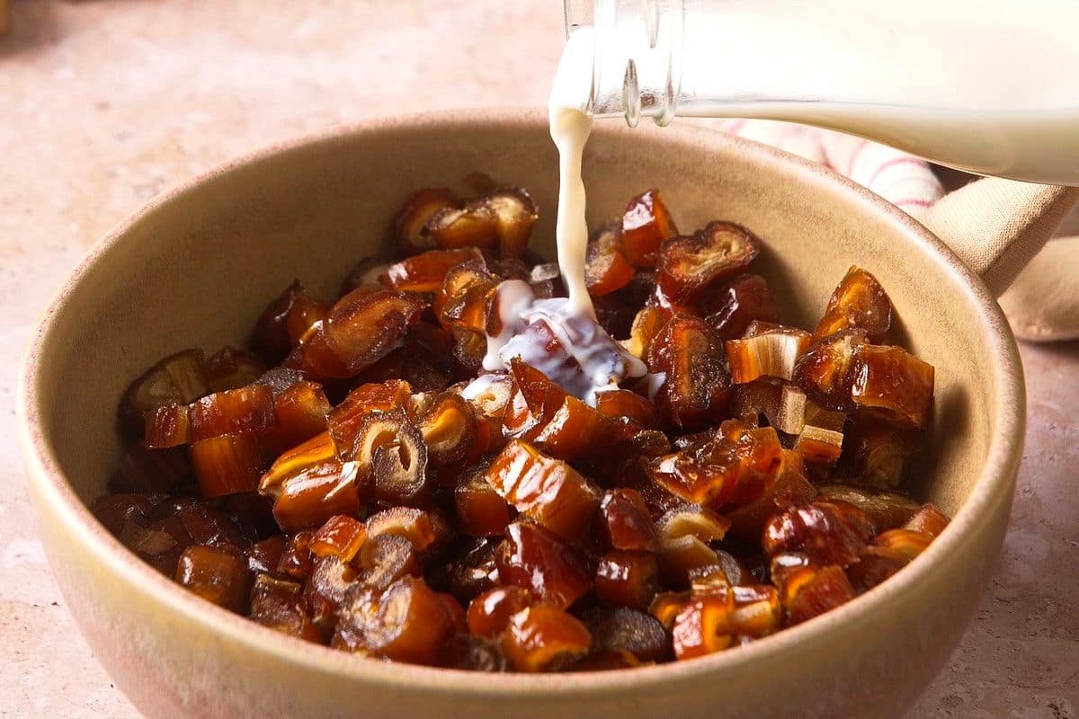 Dates soaking in milk.