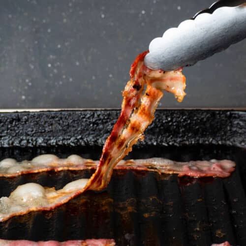 Crispy bacon in grill pan.