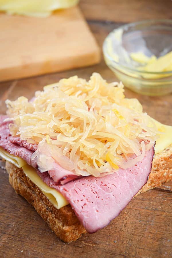 Sauerkraut on sandwich.