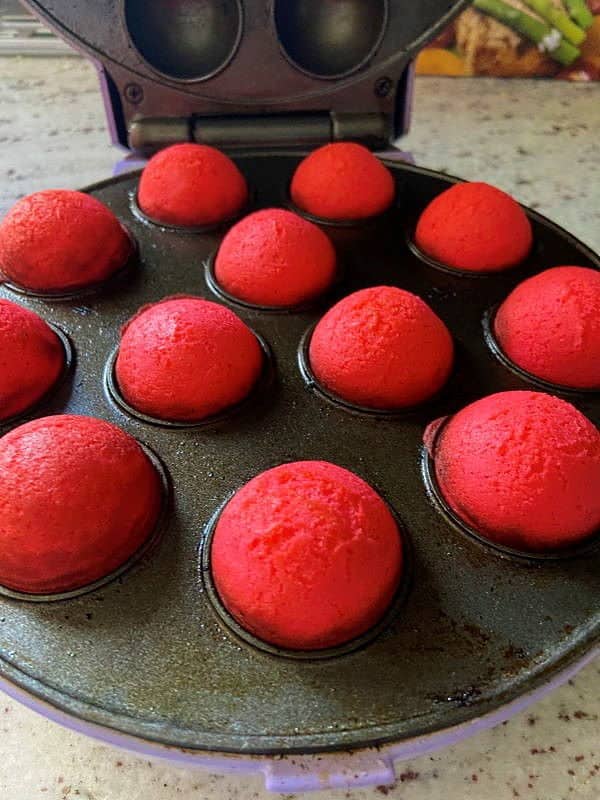 Valentines cake balls in a cake pop maker.
