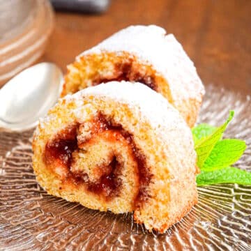 Jelly roll slices on plate.