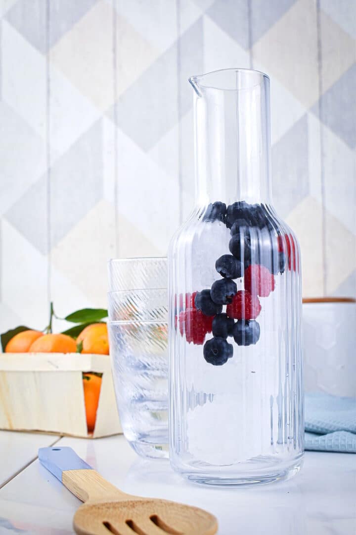 How to Make Fruit-Infused Water - In the Kitch